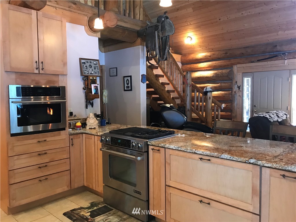 8 Hurst Road Republic, WA 99166 - Photo 8 of 38