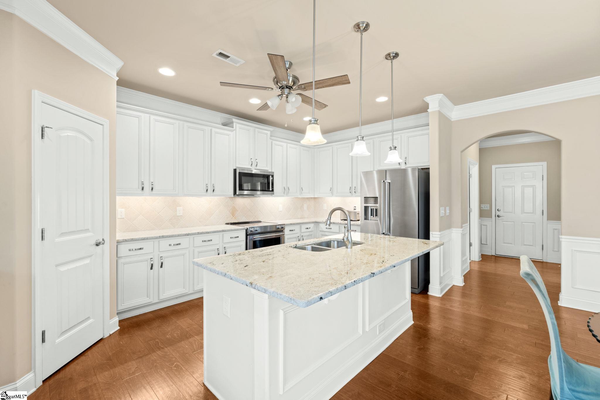 112 Ivy Woods Court Fountain Inn, SC 29644 - Photo 7 of 32
