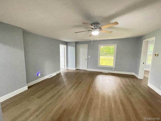 2753 East Snover Road Mayville, MI 48744 - Photo 16 of 96