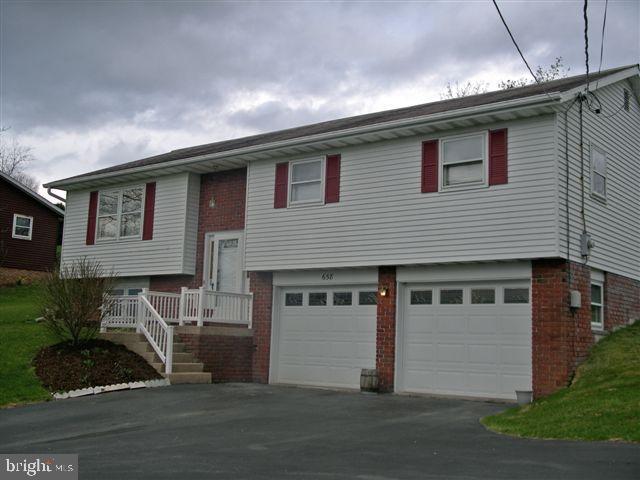 658 West Church Road Ephrata, PA 17522 - Photo 1 of 14 Gallery Image 1