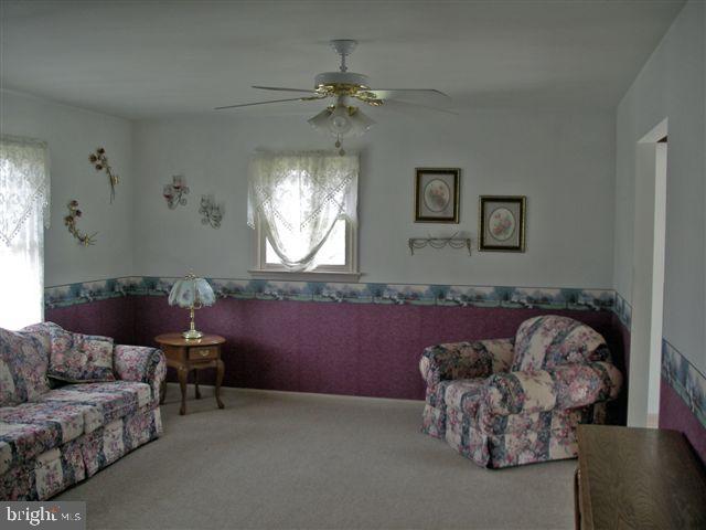 658 West Church Road Ephrata, PA 17522 - Photo 7 of 14 Gallery Image 7