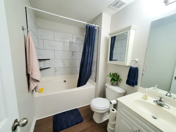 $2,250 | 2120 Lebanon Pike, Unit 32, Nashville, TN 37210