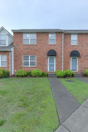 $2,250 | 2120 Lebanon Pike, Unit 32, Nashville, TN 37210