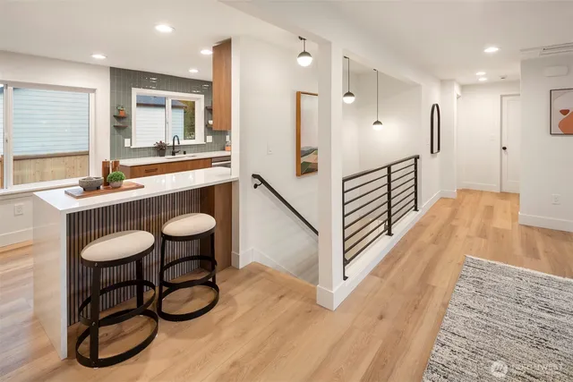 $1,095,000 | 10541 Ashworth Avenue North, Seattle, WA 98133