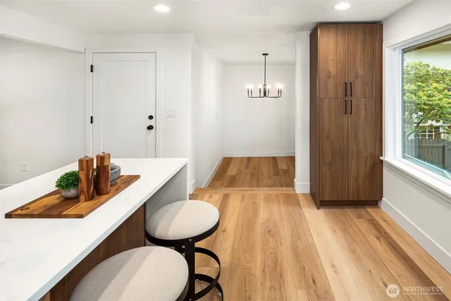 $1,095,000 | 10541 Ashworth Avenue North, Seattle, WA 98133