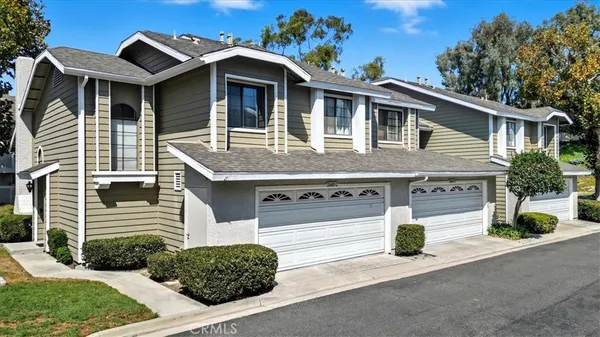 $869,000 | 23401 Via Linda, Unit C, Mission Viejo, CA 92691