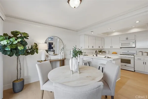 $869,000 | 23401 Via Linda, Unit C, Mission Viejo, CA 92691