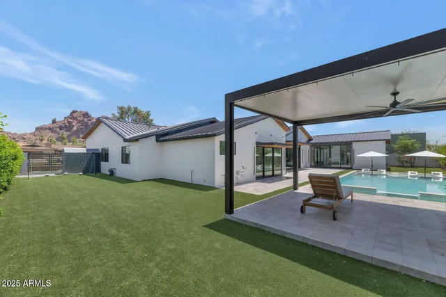 $3,395,000 | 5812 North 44th Place, Phoenix, AZ 85018