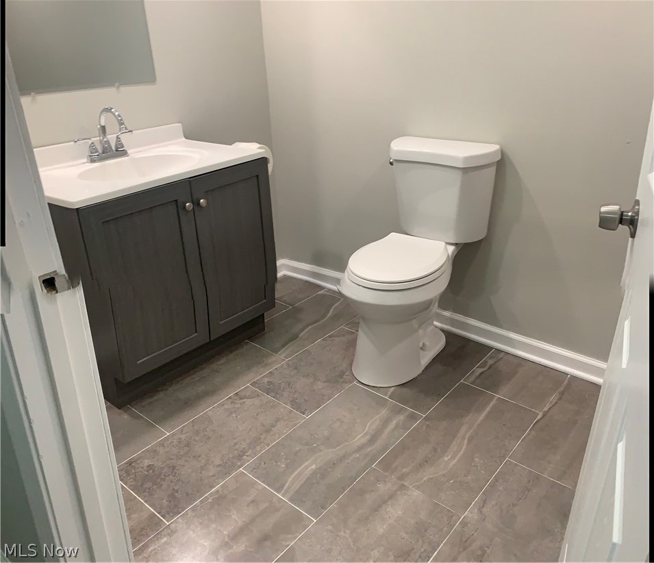 186 Waterloo Road Mogadore, OH 44260 - Photo 3 of 21