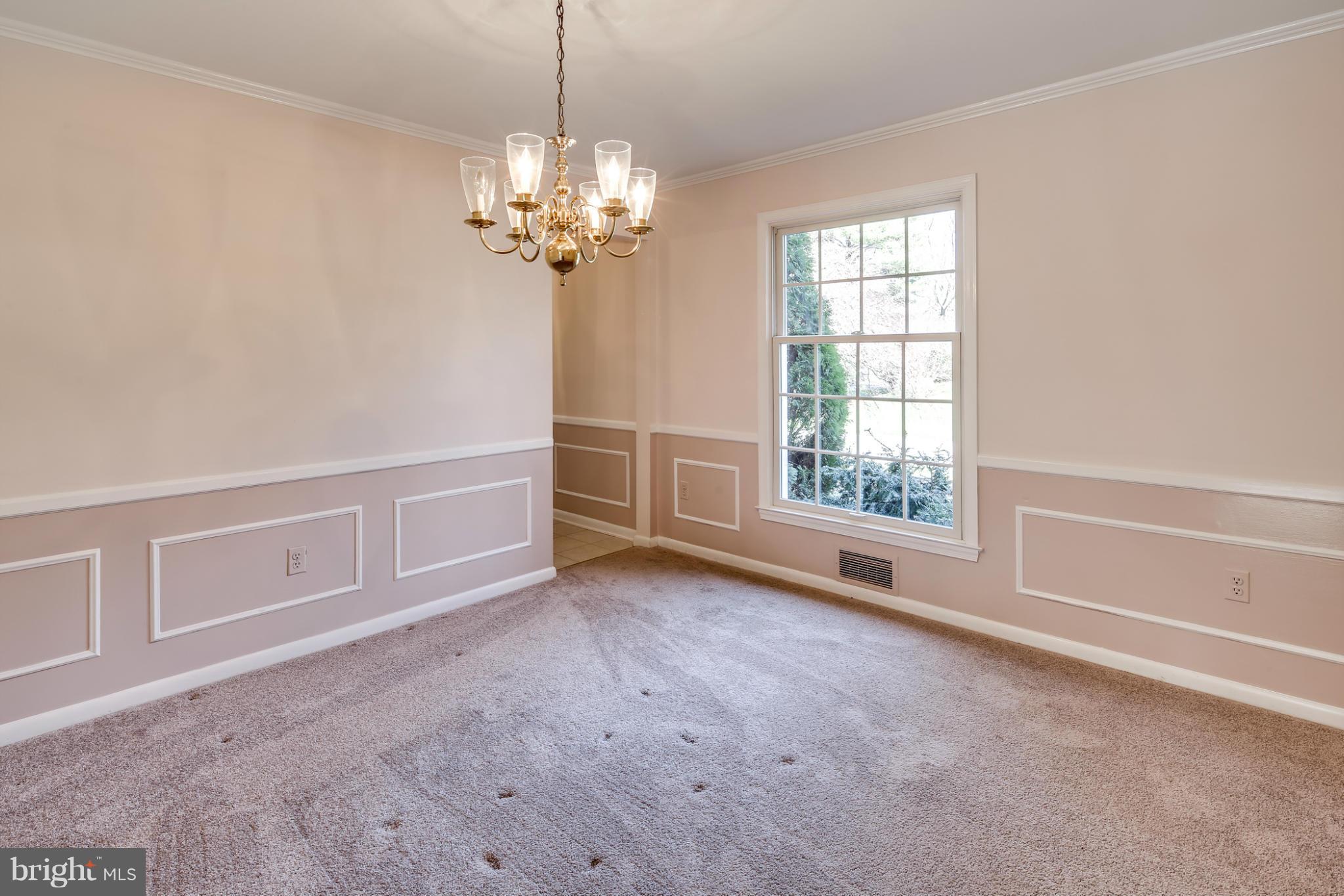 9325 Dunloggin Road Ellicott City, MD 21042 - Photo 5 of 22 Dining Room
