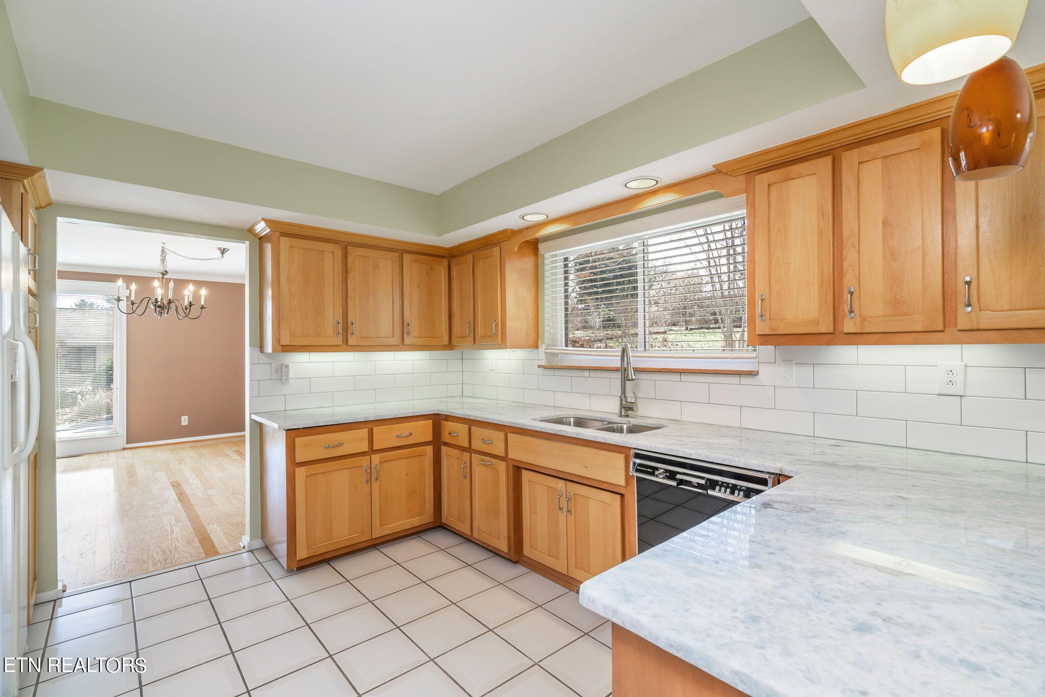 403 Orchard Knob Road Clinton, TN 37716 - Photo 12 of 42 Gallery Image 12