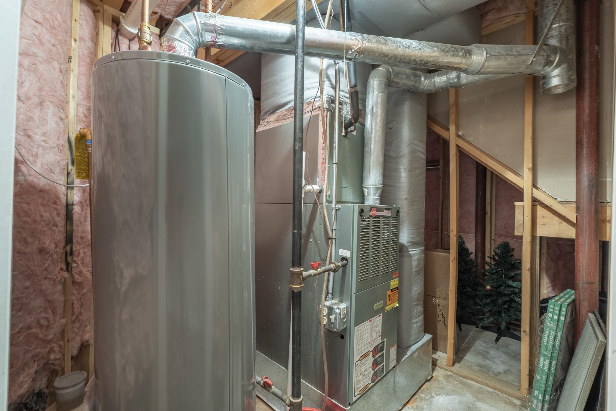 8 Snowdrop Lane Litchfield, NH 03052 - Photo 39 of 40