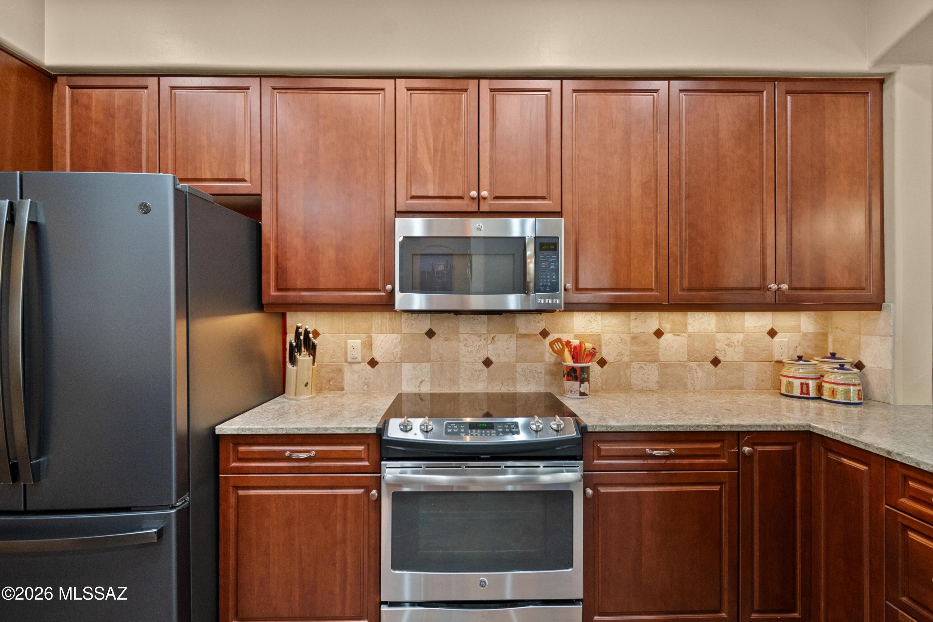 5305 Spring View Drive Tucson, AZ 85749 - Photo 8 of 41 Interior 15