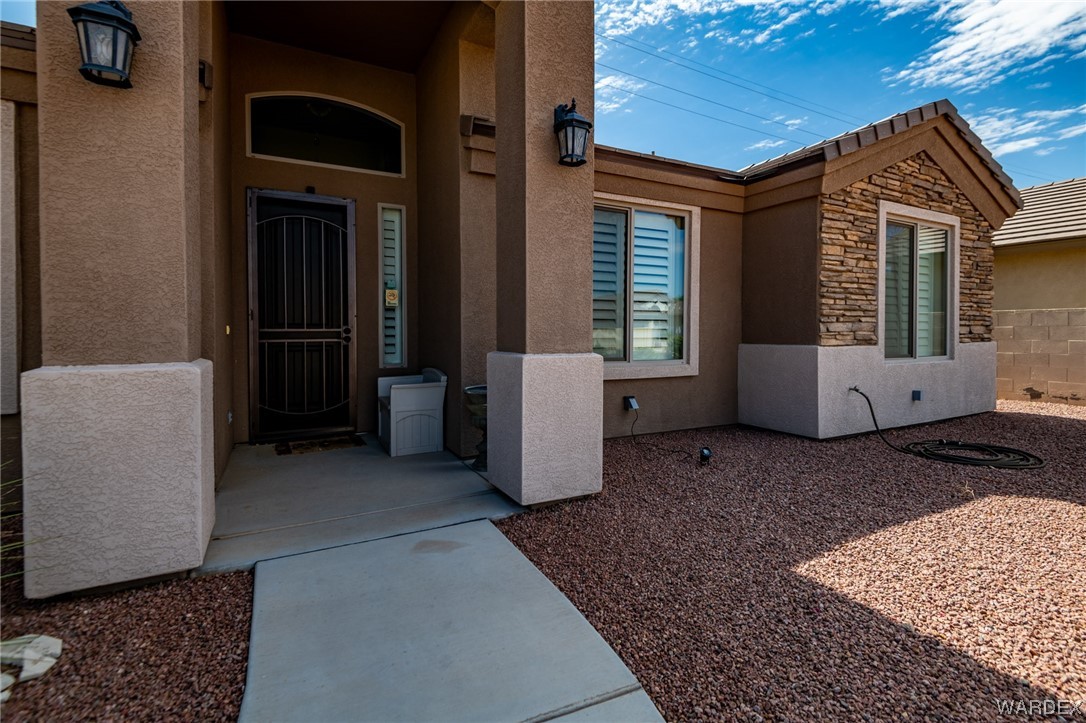4310 East Cane Ranch Road Kingman, AZ 86401 - Photo 2 of 48