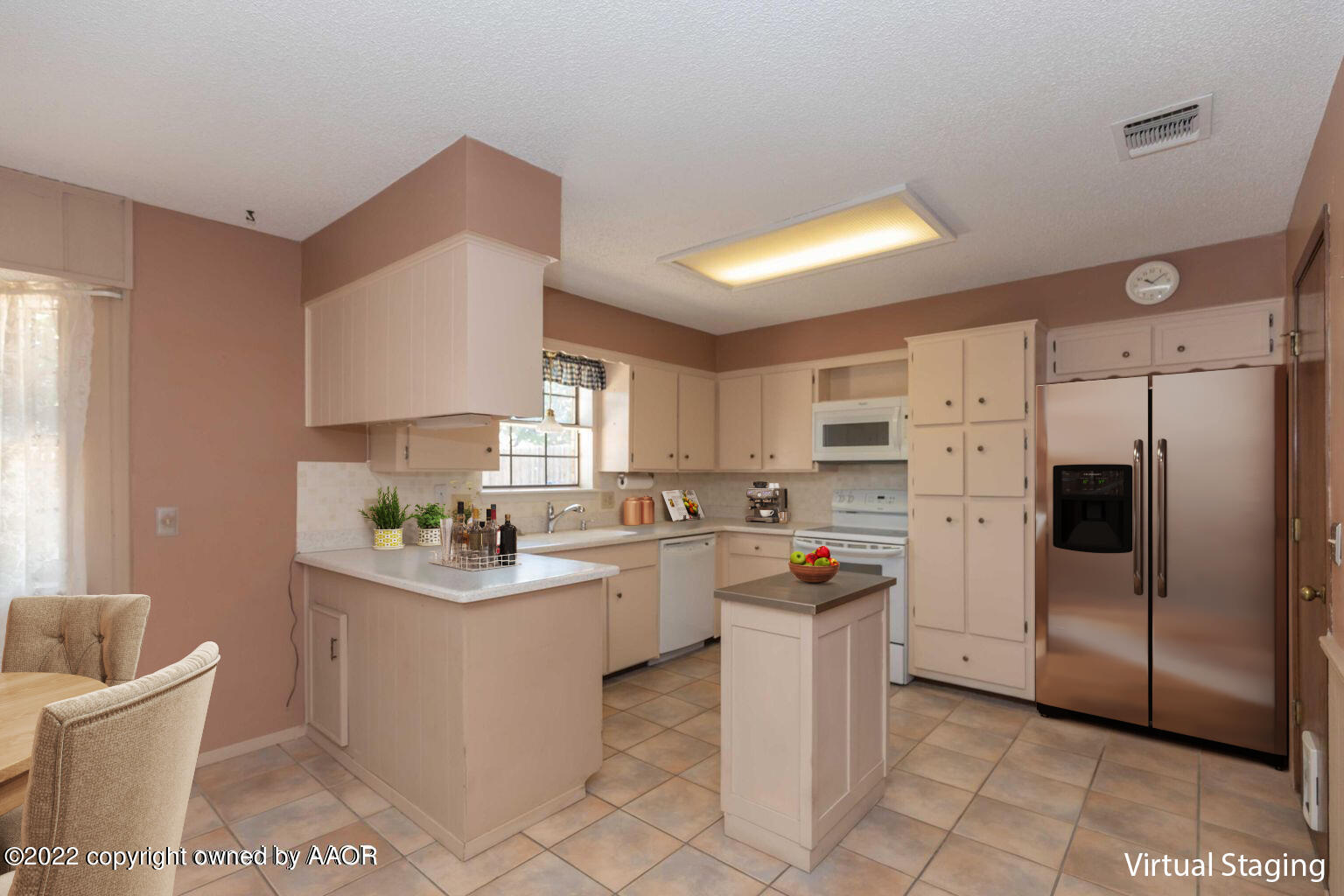 5408 Hillside Road Amarillo, TX 79109 - Photo 18 of 43 5408 Hillside Kit Pic 4_VS