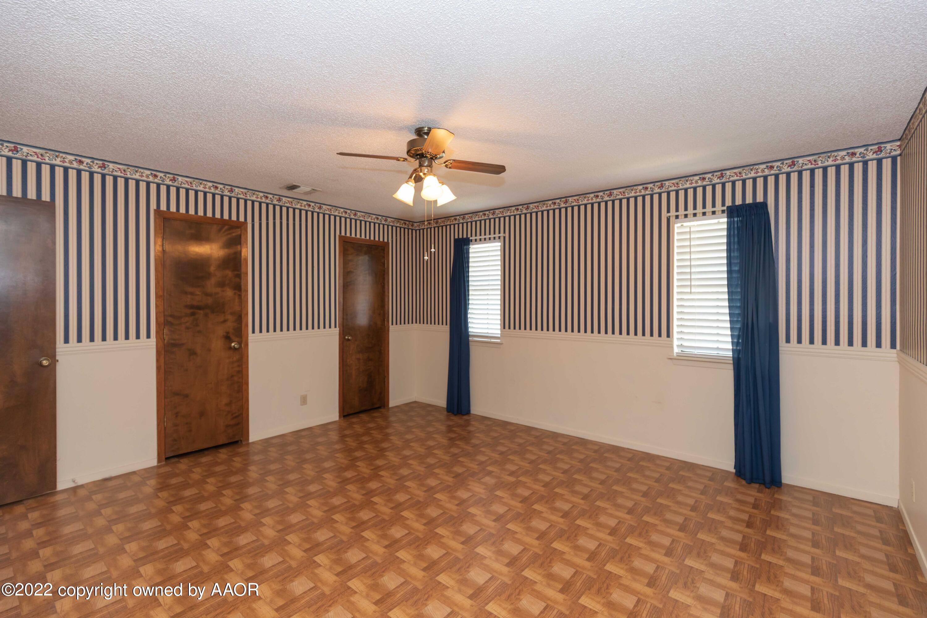 5408 Hillside Road Amarillo, TX 79109 - Photo 21 of 43 MASTER VIEW 3
