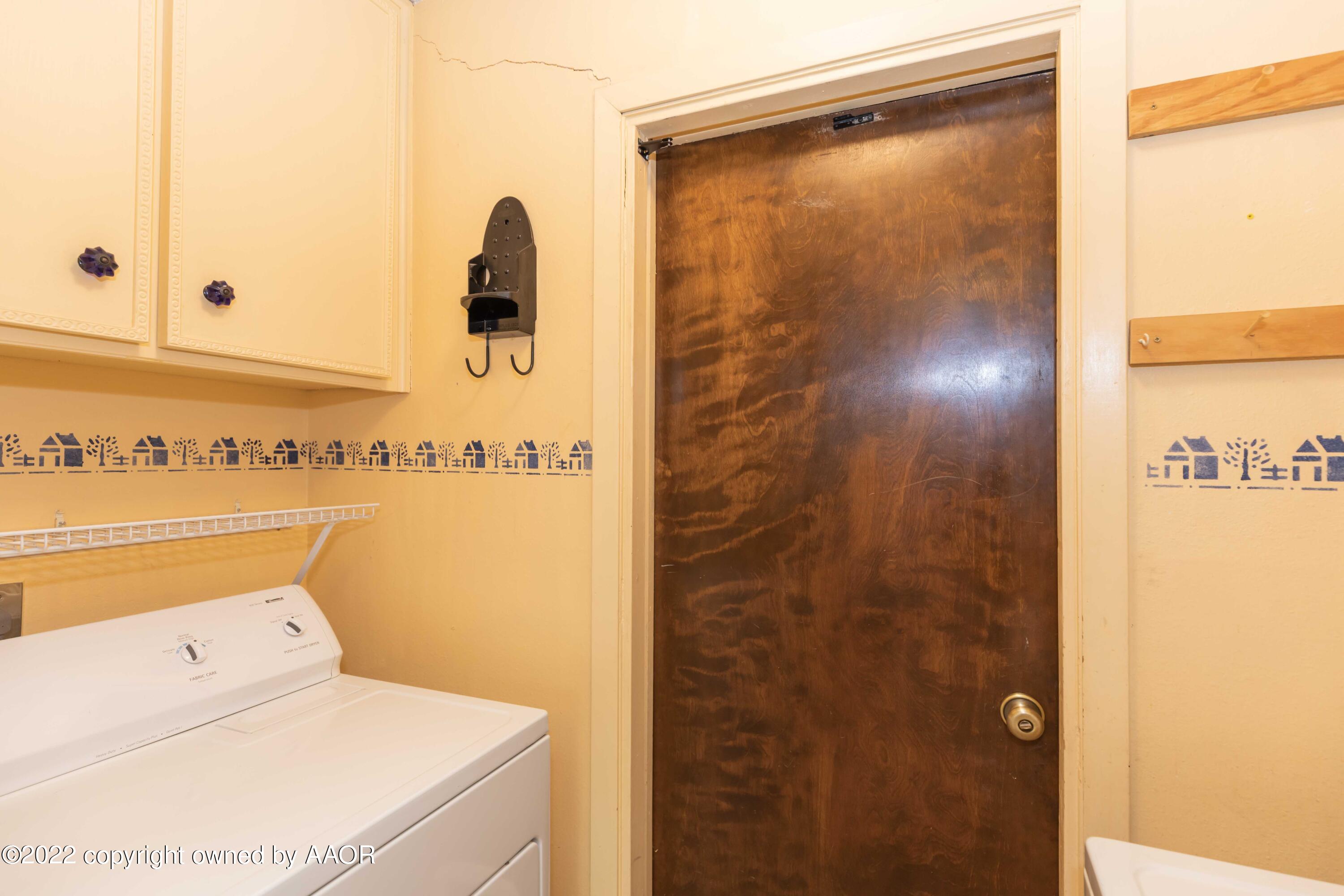 5408 Hillside Road Amarillo, TX 79109 - Photo 35 of 43 UTILITY VIEW 2