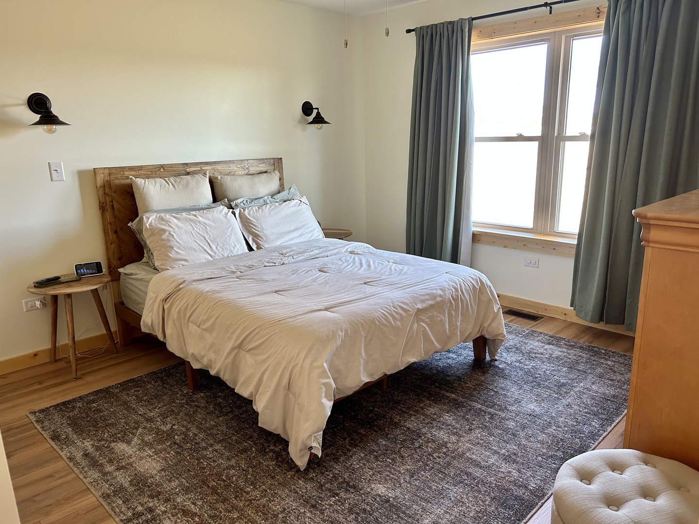 2345 East 275th Road Oglesby, IL 61348 - Photo 7 of 20 a large bed sitting in a bedroom next to a window