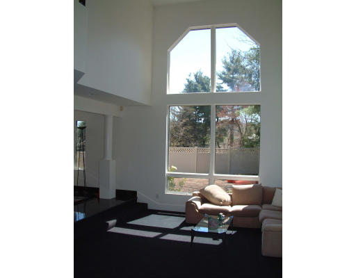 91 Winston Road Newton, MA 02459 - Photo 5 of 7 Gallery Image 5