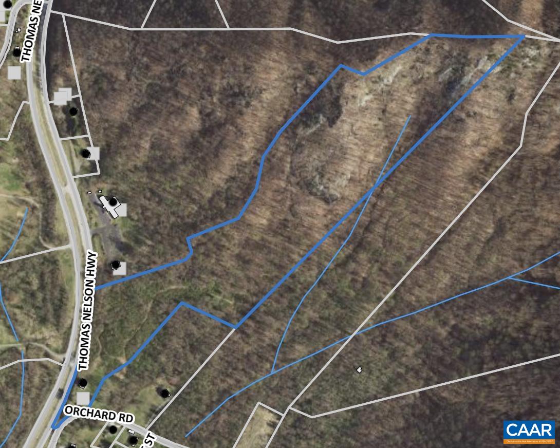 31 Orchard Road Lovingston, VA 22949 - Photo 2 of 17 a view of entryway