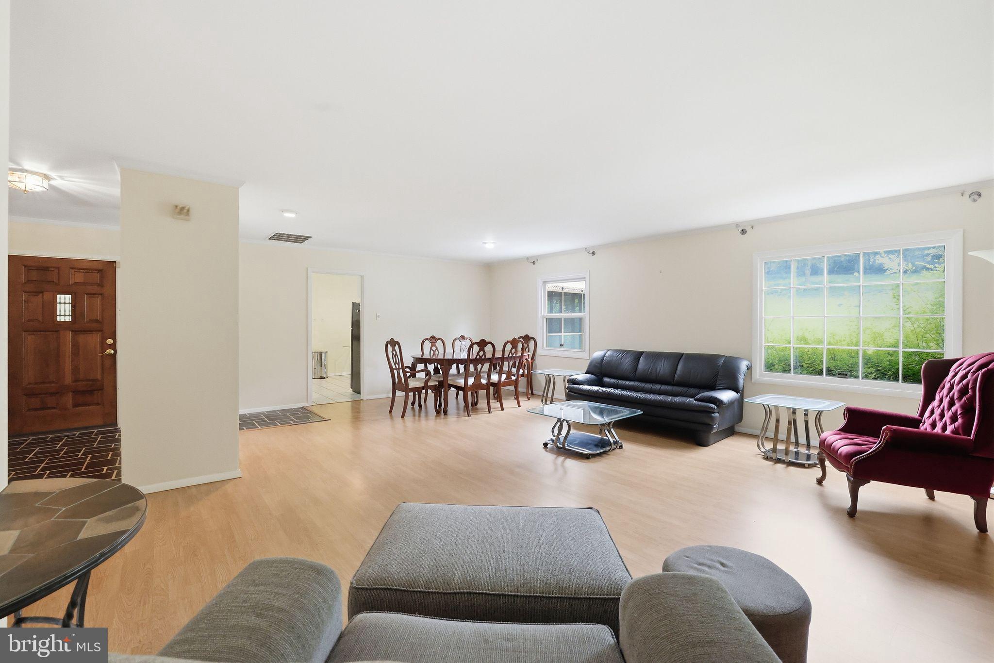 12308 Melling Lane Bowie, MD 20715 - Photo 5 of 37