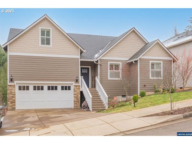 341 Boulder Ridge Drive Sweet Home, OR 97386 - Photo 28 of 32 a view of a house with a yard and large tree
