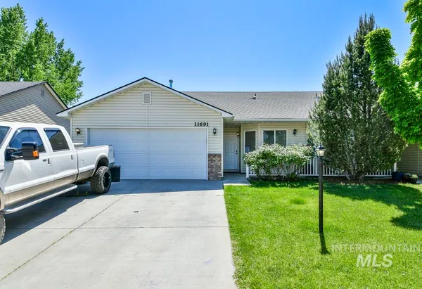 $324,900 | 11691 West Blueberry Avenue, Nampa, ID 83651
