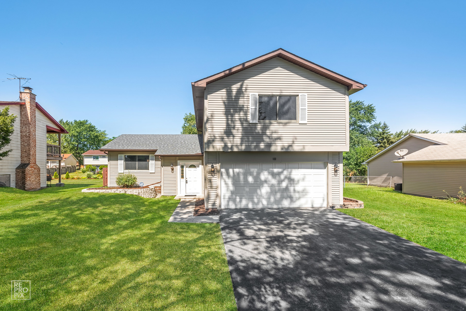 122 Cloverleaf Road Matteson, IL 60443 - Photo 1 of 15