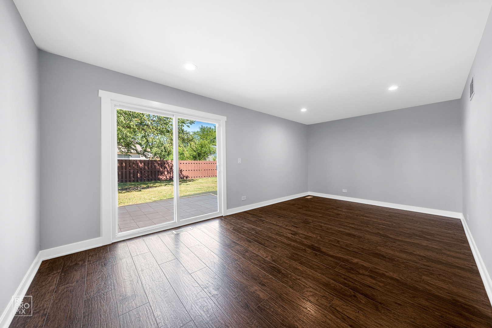 122 Cloverleaf Road Matteson, IL 60443 - Photo 5 of 15
