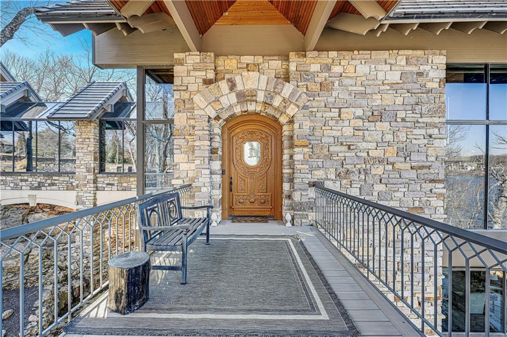 16900 South Highland Ridge Drive Loch Lloyd, MO 64012 - Photo 13 of 97