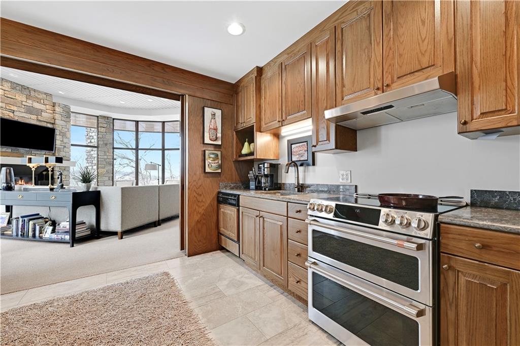 16900 South Highland Ridge Drive Loch Lloyd, MO 64012 - Photo 41 of 96