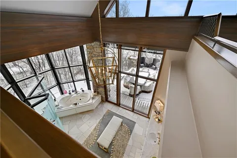 $4,500,000 | 16900 South Highland Ridge Drive, Loch Lloyd, MO 64012