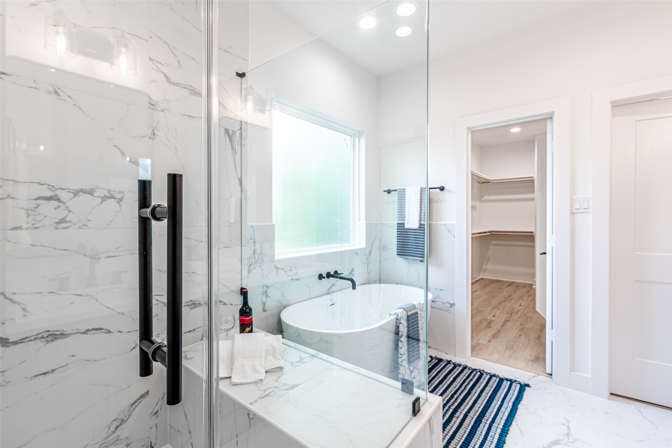 6814 Burkett Street, Unit B Houston, TX 77021 - Photo 20 of 30 a bathroom with a sink and a mirror