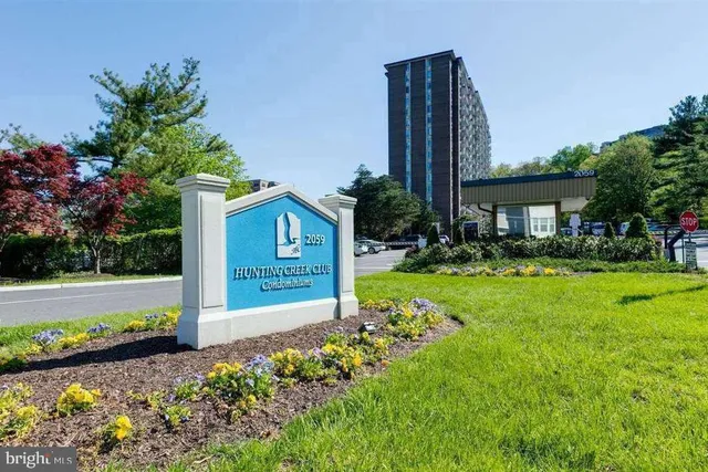 $1,450 | 2059 Huntington Avenue, Unit 802, Alexandria, VA 22303