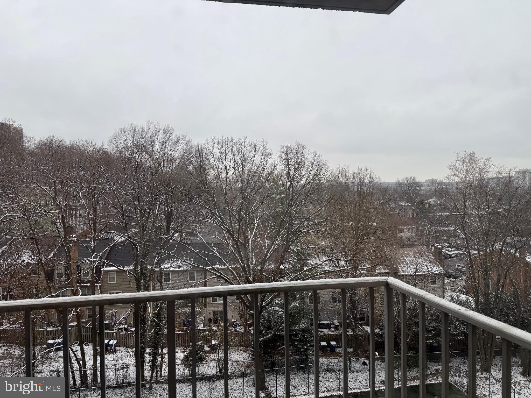 2059 Huntington Avenue, Unit 802 Alexandria, VA 22303 - Photo 10 of 18 a view of a balcony with trees