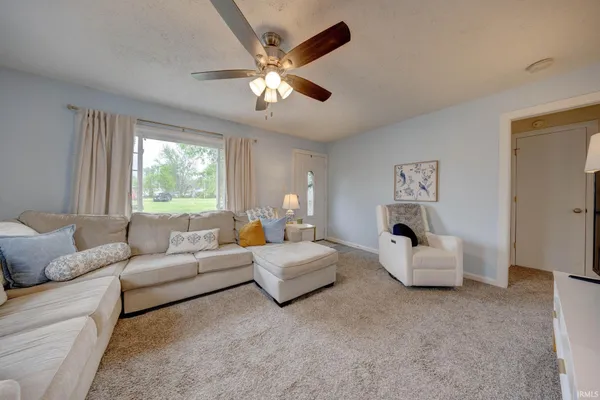 $170,000 | 2013 Margybeth Avenue, Evansville, IN 47714