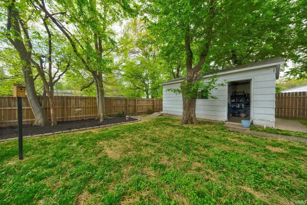 $170,000 | 2013 Margybeth Avenue, Evansville, IN 47714