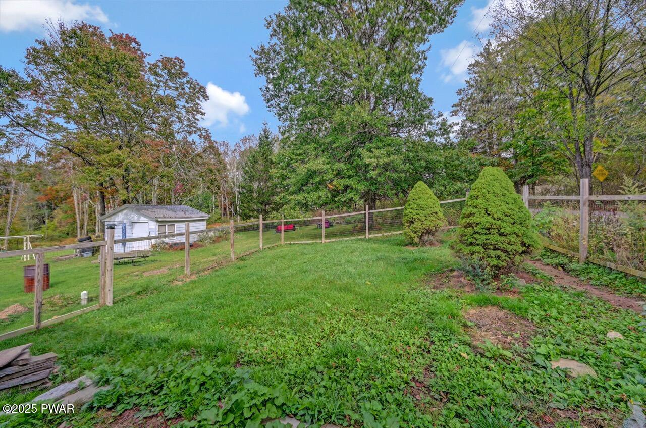 188 Hemlock Grove Road Greentown, PA 18426 - Photo 37 of 52