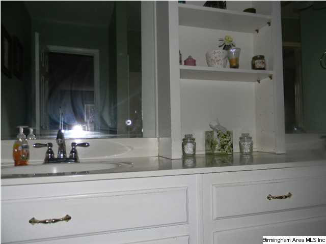 1012 Independence Drive Alabaster, AL 35007 - Photo 17 of 27