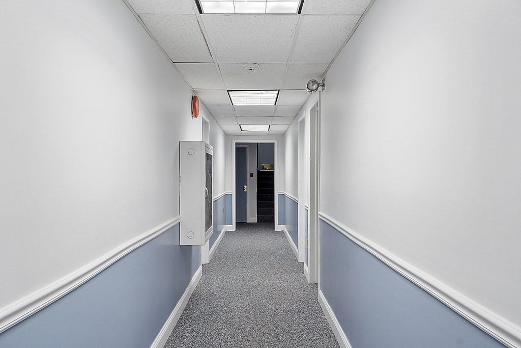 6 Leonard Road, Unit 6 Boxborough, MA 01719 - Photo 18 of 28 a view of hallway