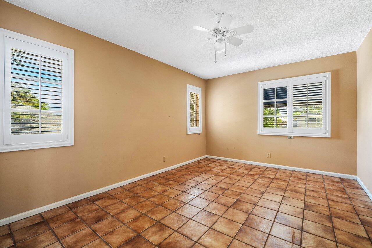 27 Southwest 5th Way Boca Raton, FL 33432 - Photo 28 of 36 3rd Bedroom