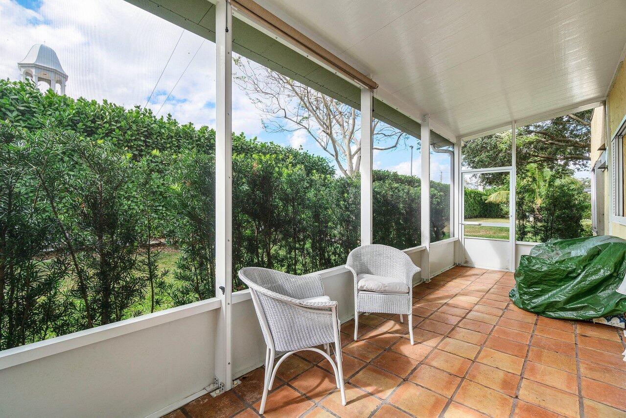 27 Southwest 5th Way Boca Raton, FL 33432 - Photo 32 of 36 046-27Southwest5thWay-BocaRaton-FL-33432