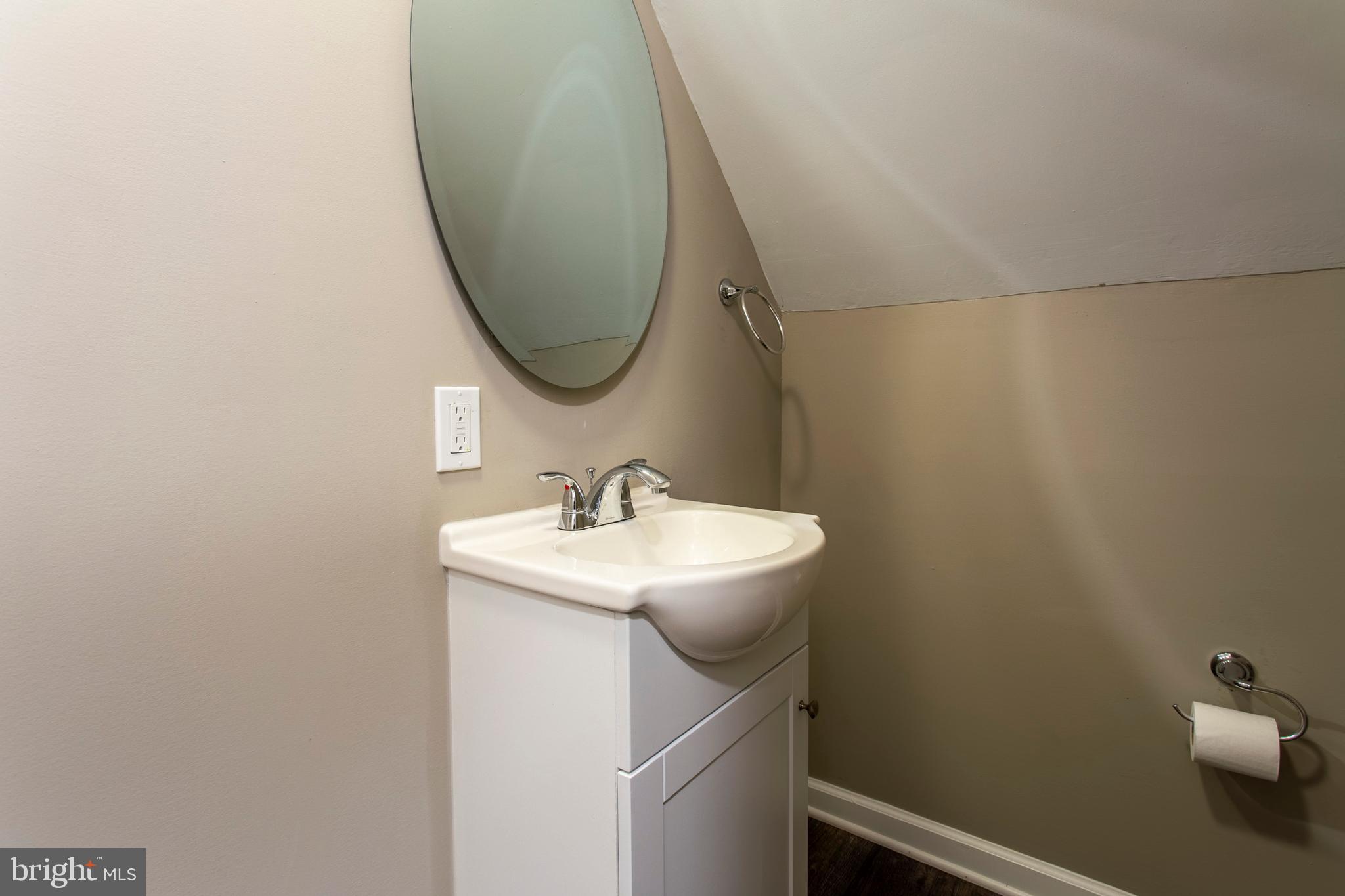 815 Cricket Road Secane, PA 19018 - Photo 22 of 25 Gallery Image 22