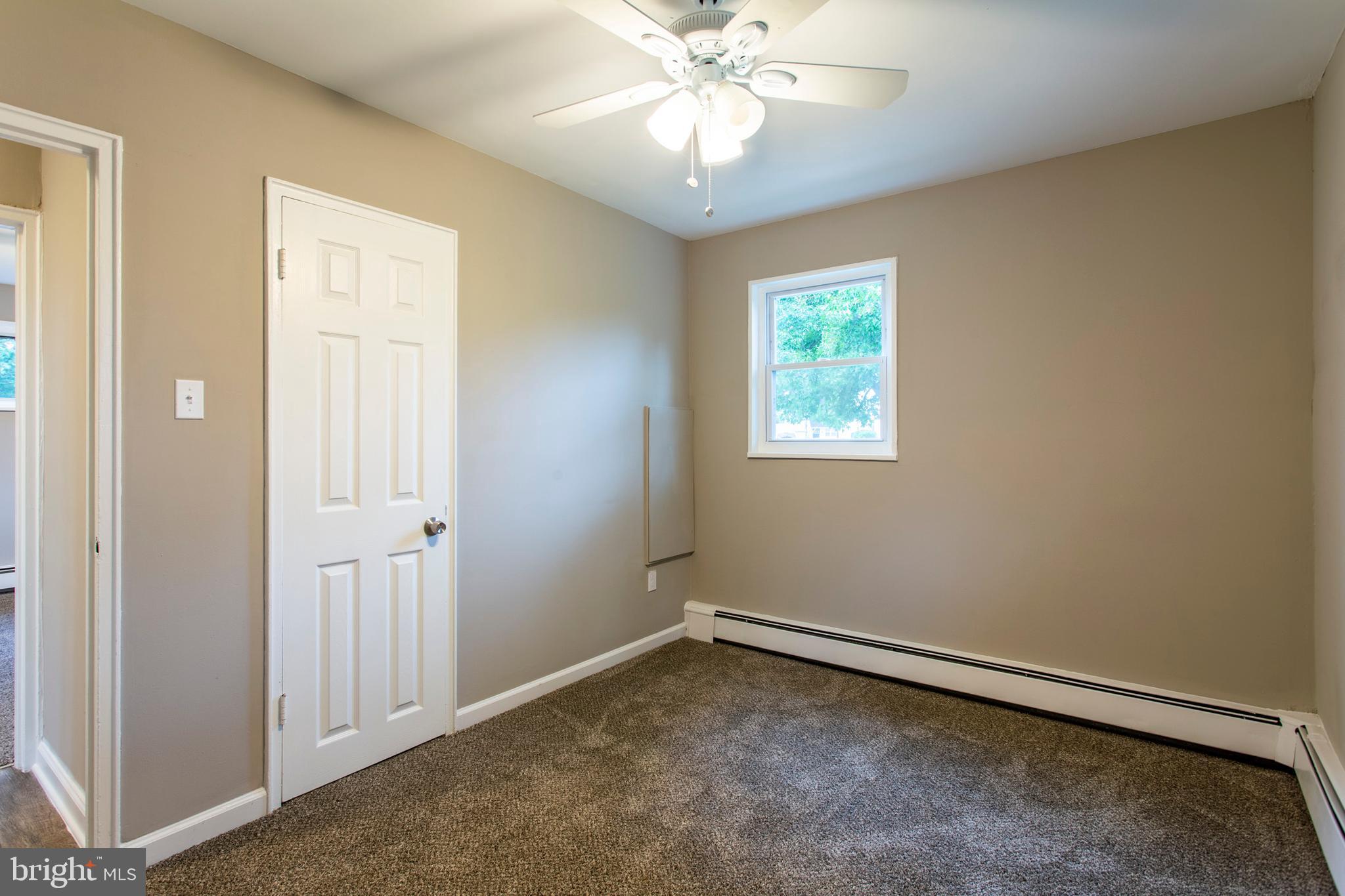 815 Cricket Road Secane, PA 19018 - Photo 9 of 25 Gallery Image 9