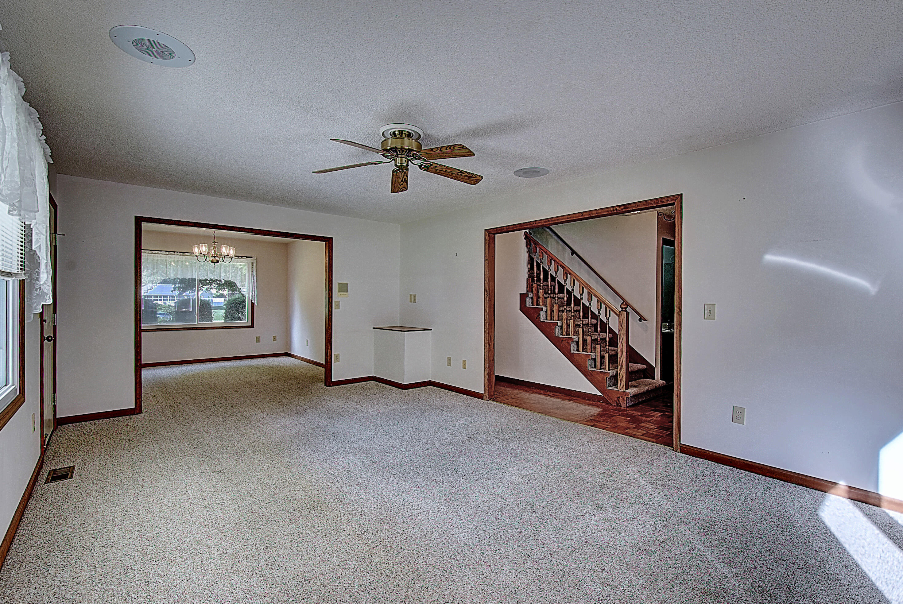 105 Poplar Grove Road Johnson City, TN 37601 - Photo 11 of 45 DSC_0019And8more_1
