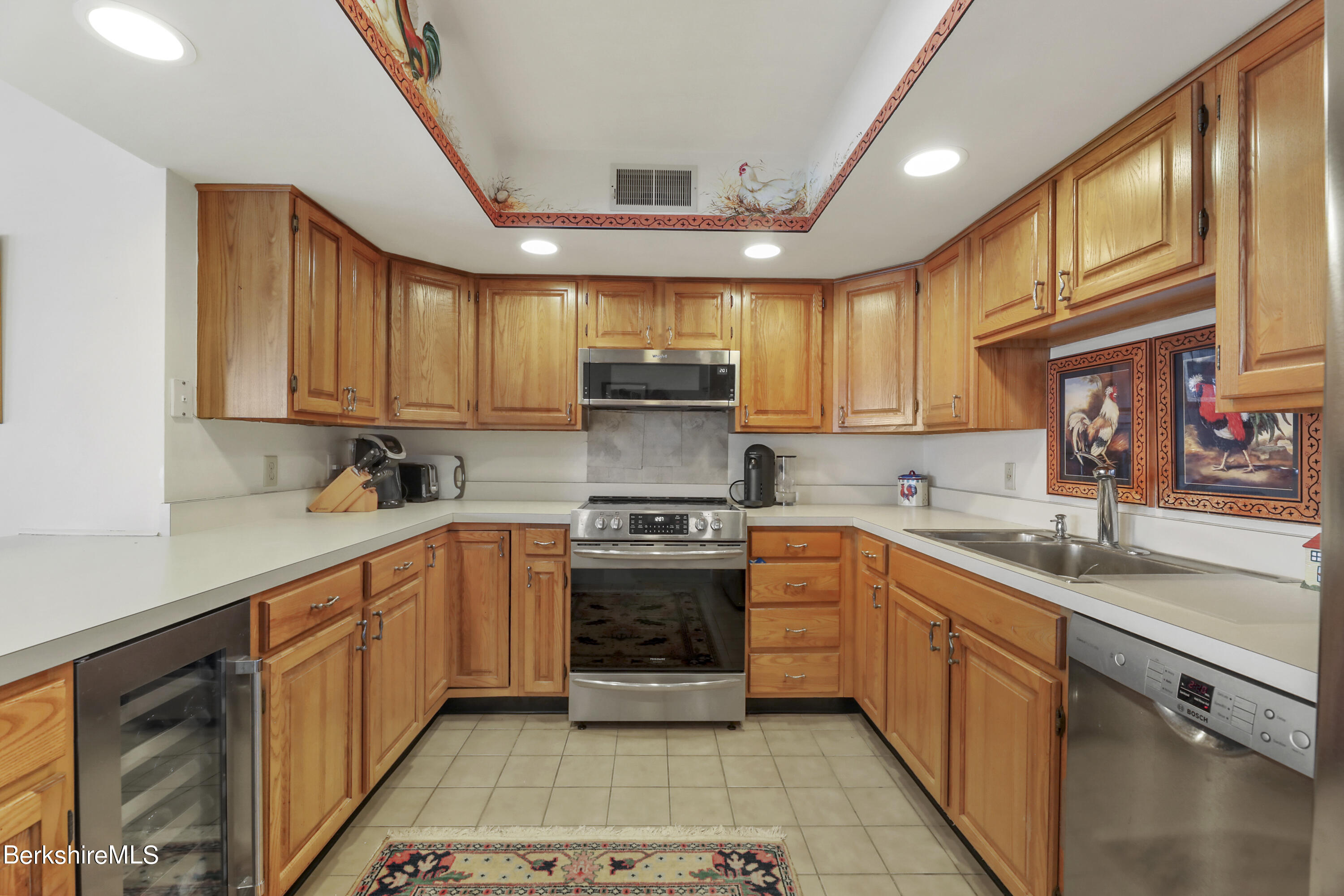 176 Old Stockbridge Road, Unit SMITH #2 Lenox, MA 01240 - Photo 12 of 39 Kitchen