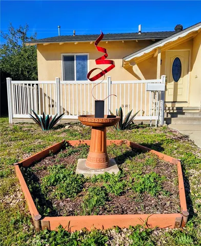 $699,900 | 633 North Maple Way, Upland, CA 91786