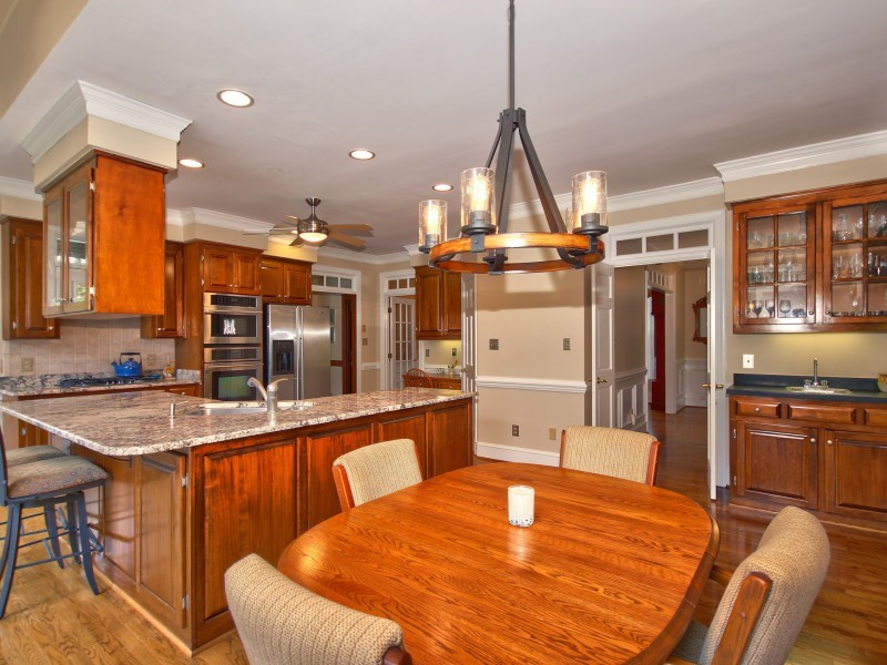 8917 Wildwood Links Raleigh, NC 27613 - Photo 4 of 25 Breakfast Area