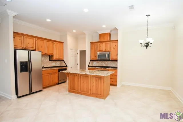 $2,150 | 12803 Hidden Ridge Lane, Baton Rouge, LA 70816
