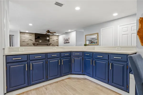 $375,000 | 354 Hickory Drive, Maitland, FL 32751